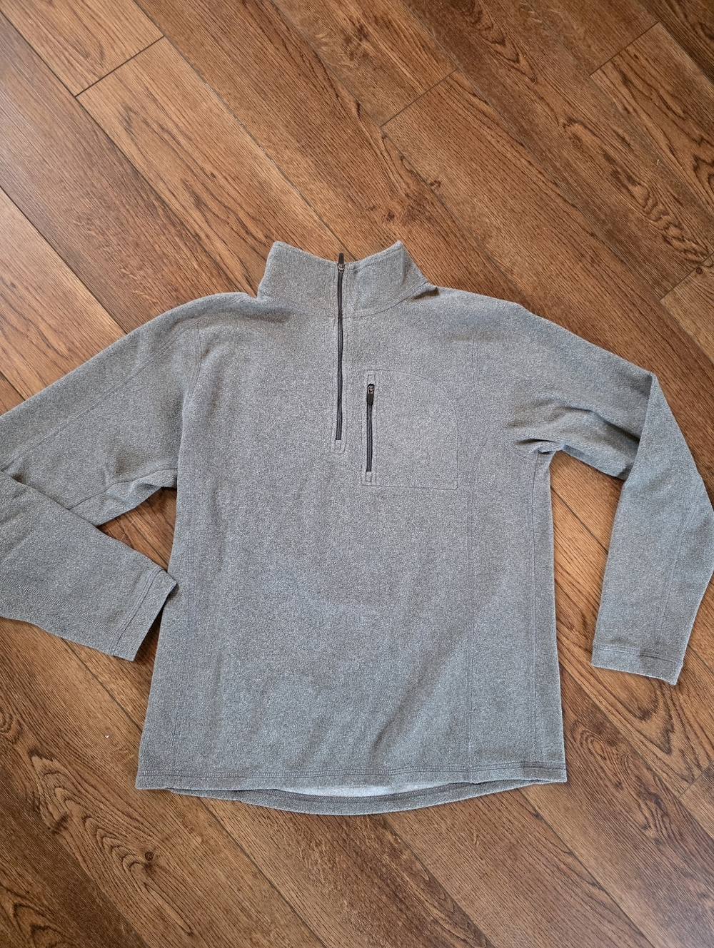 L.L. Bean Men's Heather Gray Quarter-Zip Pullover with Chest Pocket